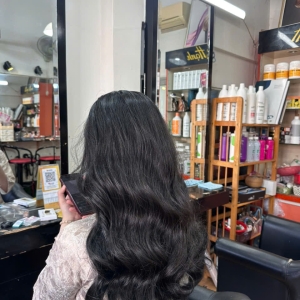 lam-toc-don-tet-2026-dep-diu-dang-cung-hany-hanh-salon